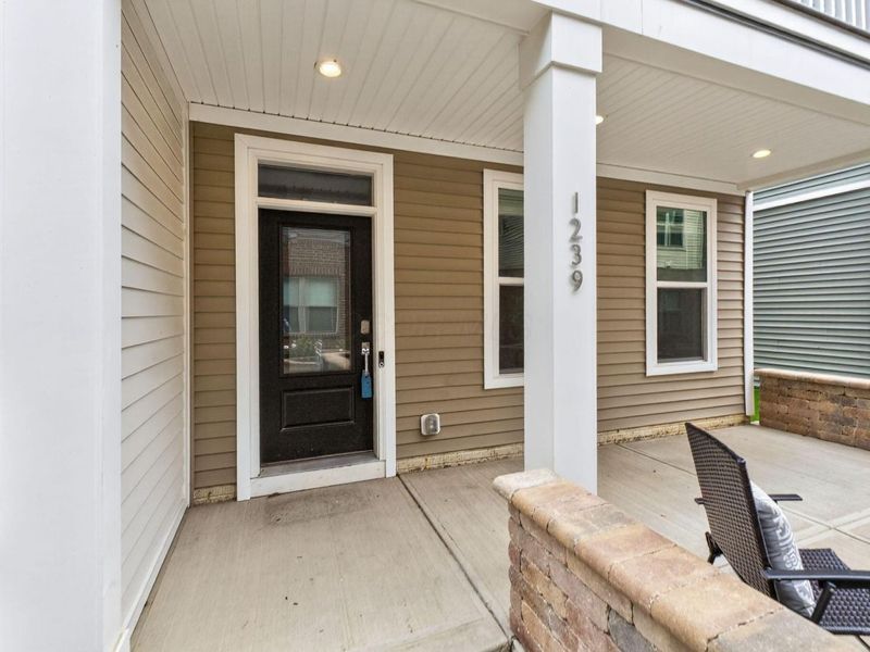 1239 Cromartie Lane, Columbus, OH 43201 Photo 6