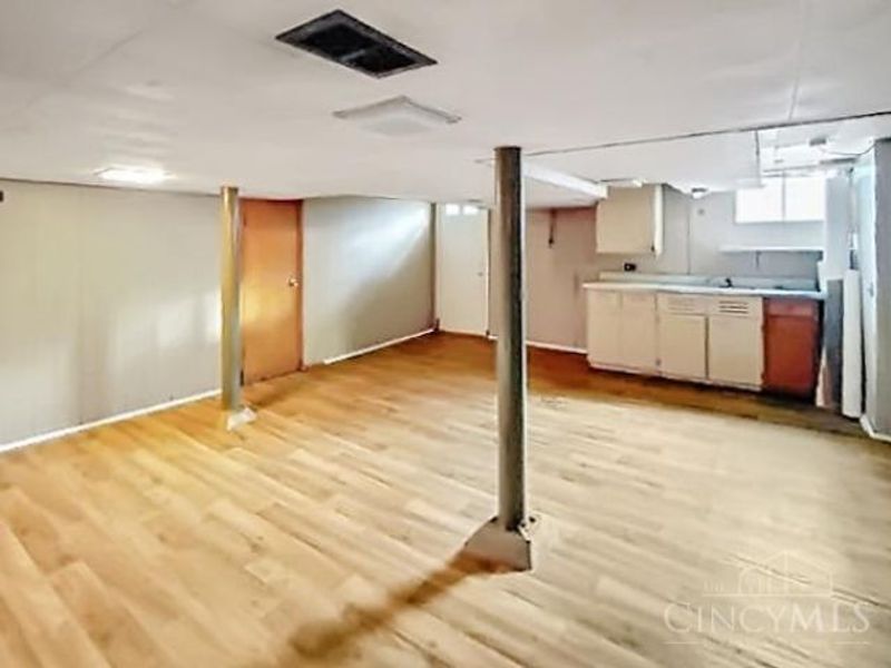 1535 Kenova Avenue, Cincinnati, OH 45237 Photo 11