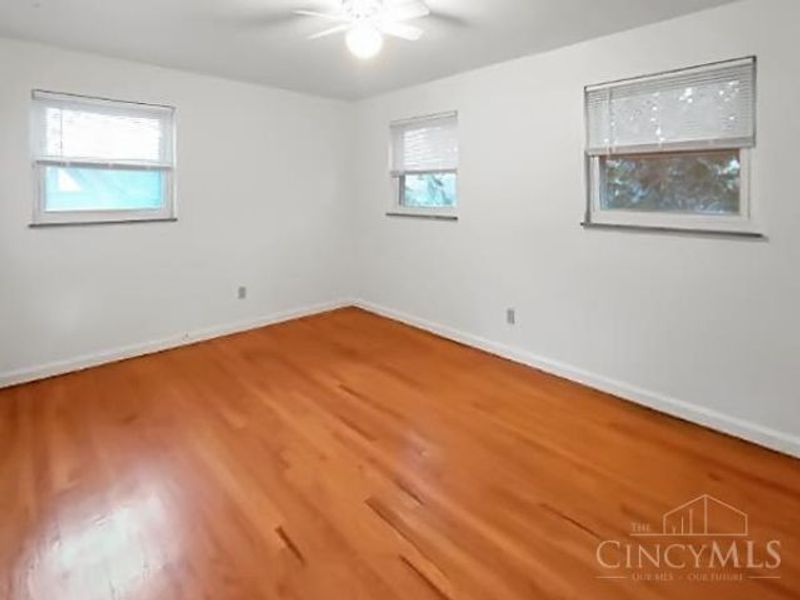1535 Kenova Avenue, Cincinnati, OH 45237 Photo 9