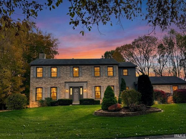 59180 Deer Run Court, South Bend, IN 46614