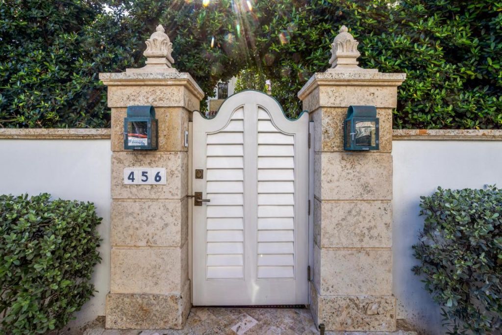 456 S Ocean Boulevard, Palm Beach, FL 33480 Photo