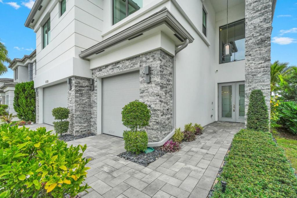 17318 Pagoda Palms Drive, Boca Raton, FL 33496 Photo