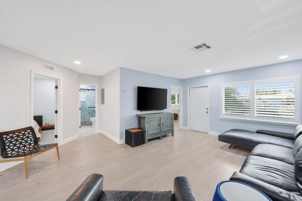 830 SE 22nd Avenue, Pompano Beach, FL 33062 Photo