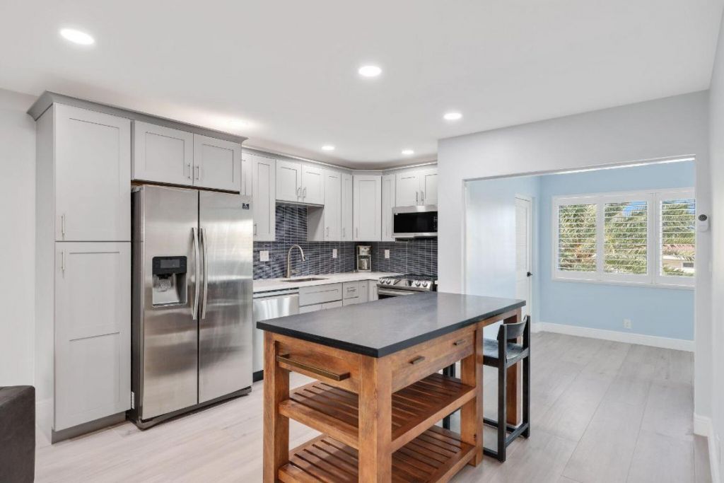 830 SE 22nd Avenue, Pompano Beach, FL 33062 Photo