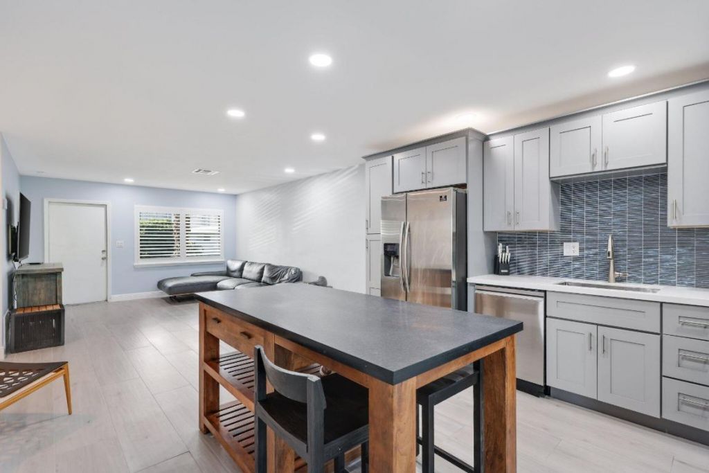 830 SE 22nd Avenue, Pompano Beach, FL 33062 Photo