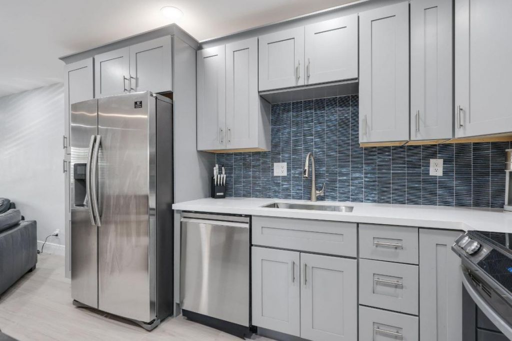 830 SE 22nd Avenue, Pompano Beach, FL 33062 Photo