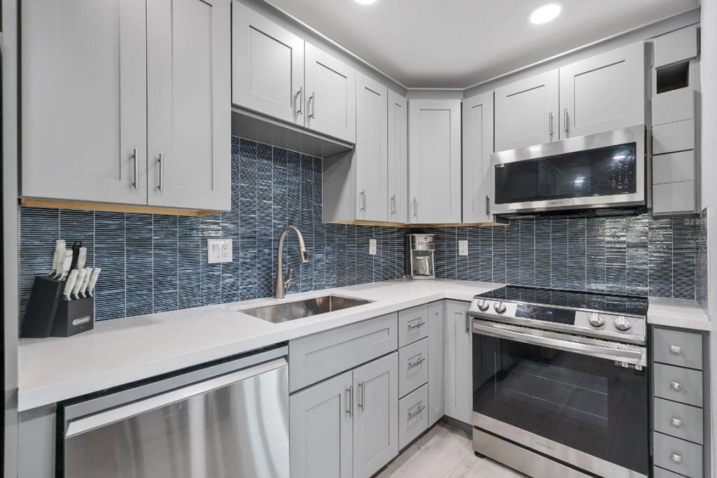 830 SE 22nd Avenue, Pompano Beach, FL 33062 Photo