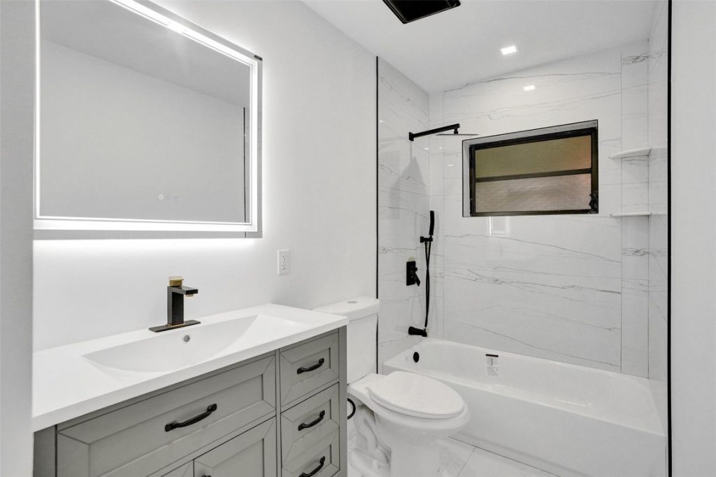 5840 SW 14th Street, Plantation, FL 33317 Photo