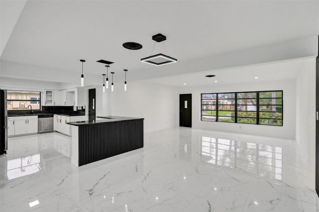 5840 SW 14th Street, Plantation, FL 33317 Photo