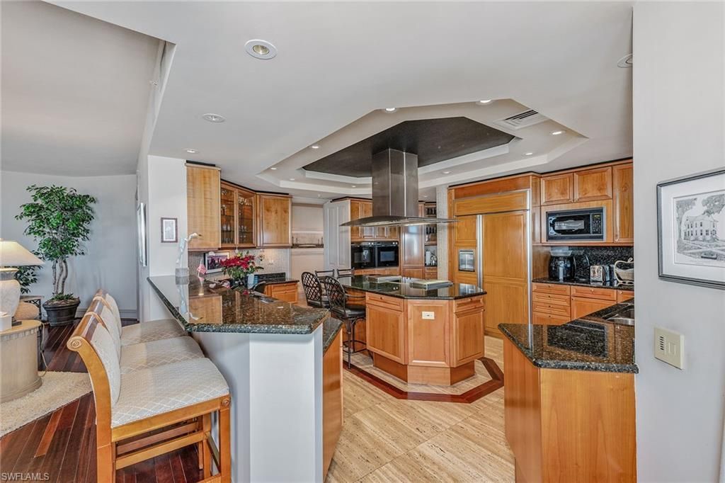 8477 Bay Colony Dr, Unit 902, Naples, FL 34108 Photo