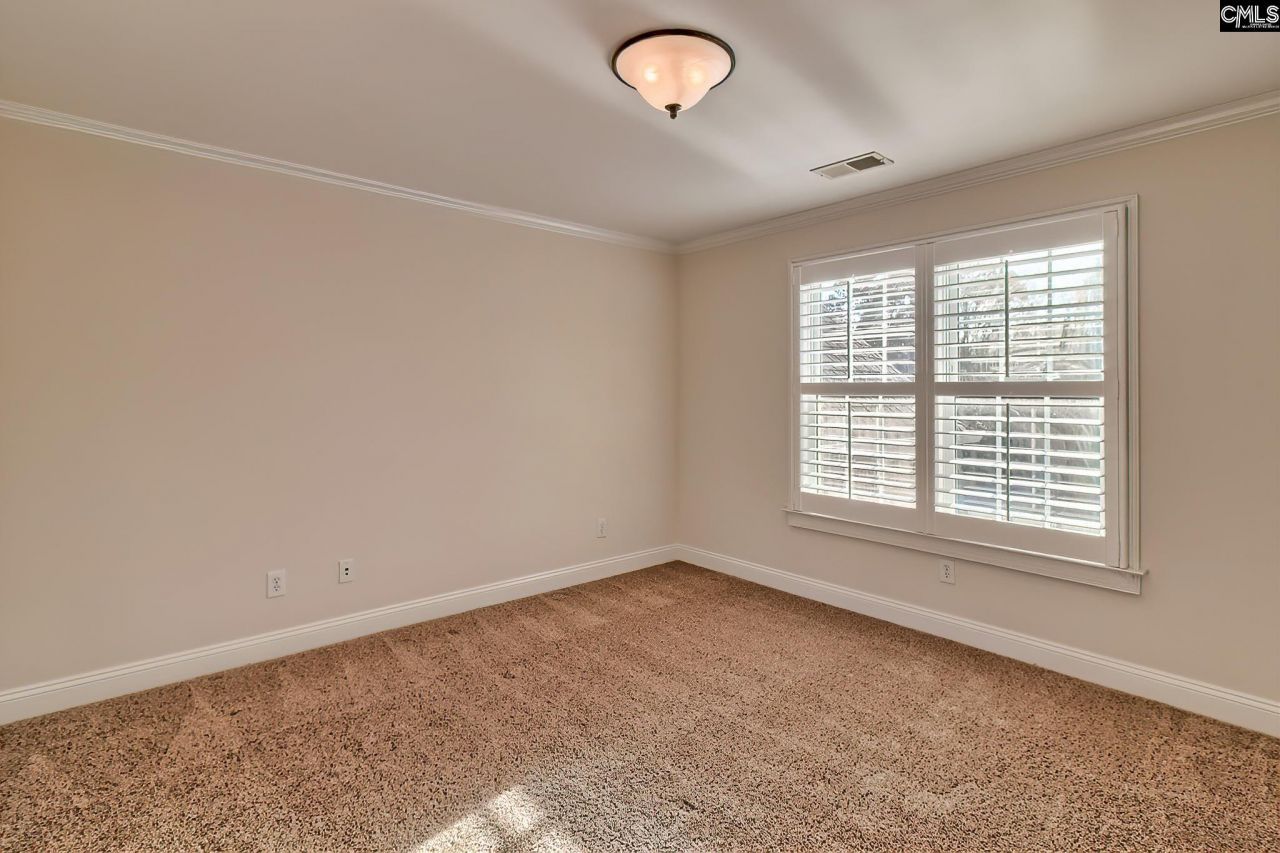 83 Redbay Road  Photo 31