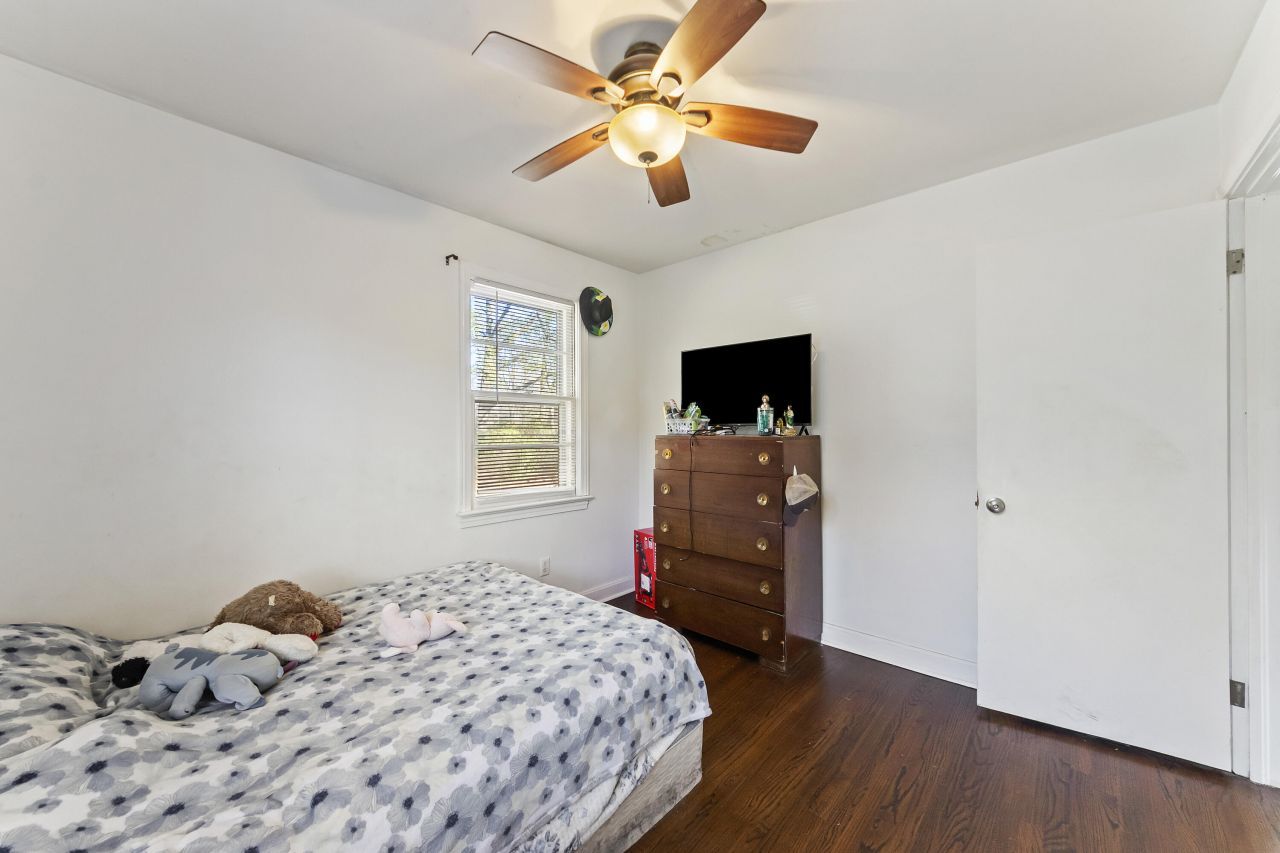 2736 Star Drive Photo 7