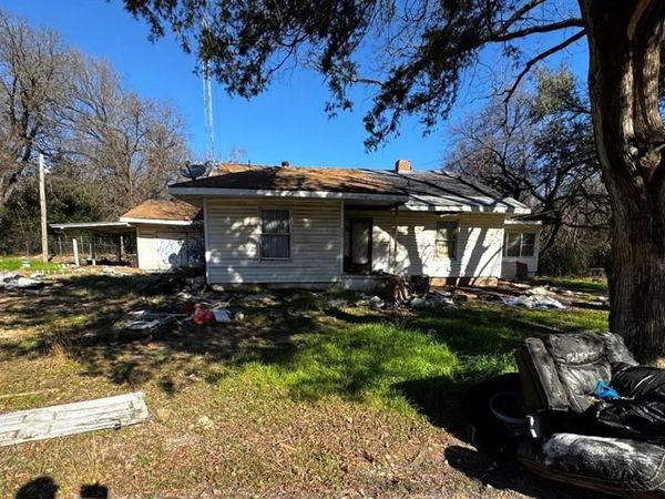 406 S 2nd Street, Tehuacana, TX 76635