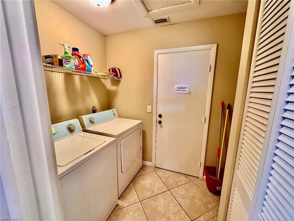 214 NE 9th Ct, Cape Coral, FL 33909 Photo