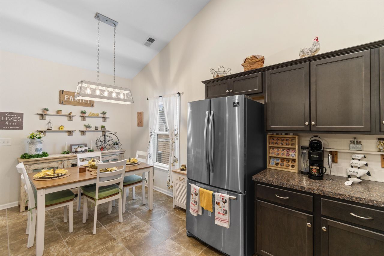 362 Shallow Cove Dr. Photo 10