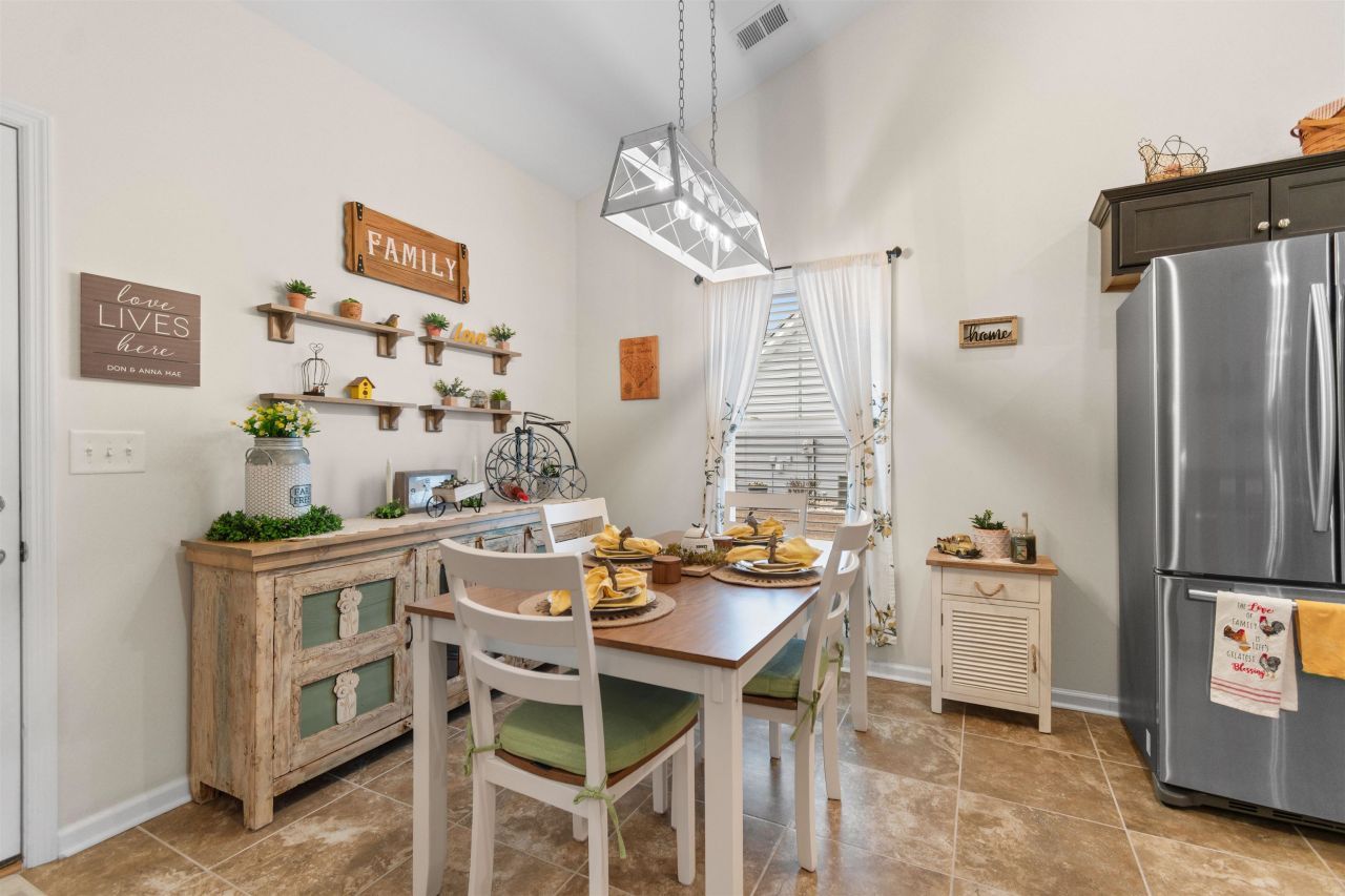 362 Shallow Cove Dr. Photo 12