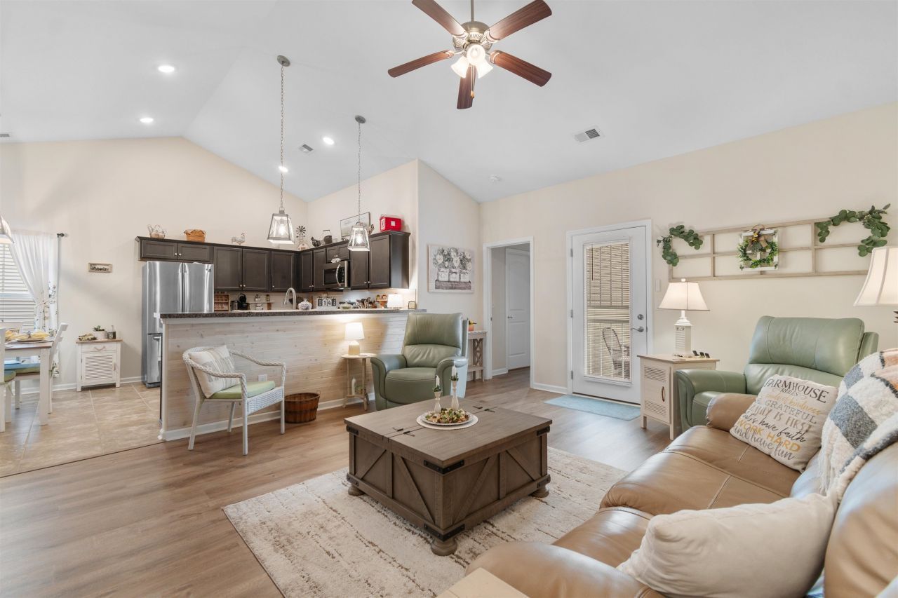 362 Shallow Cove Dr. Photo 16