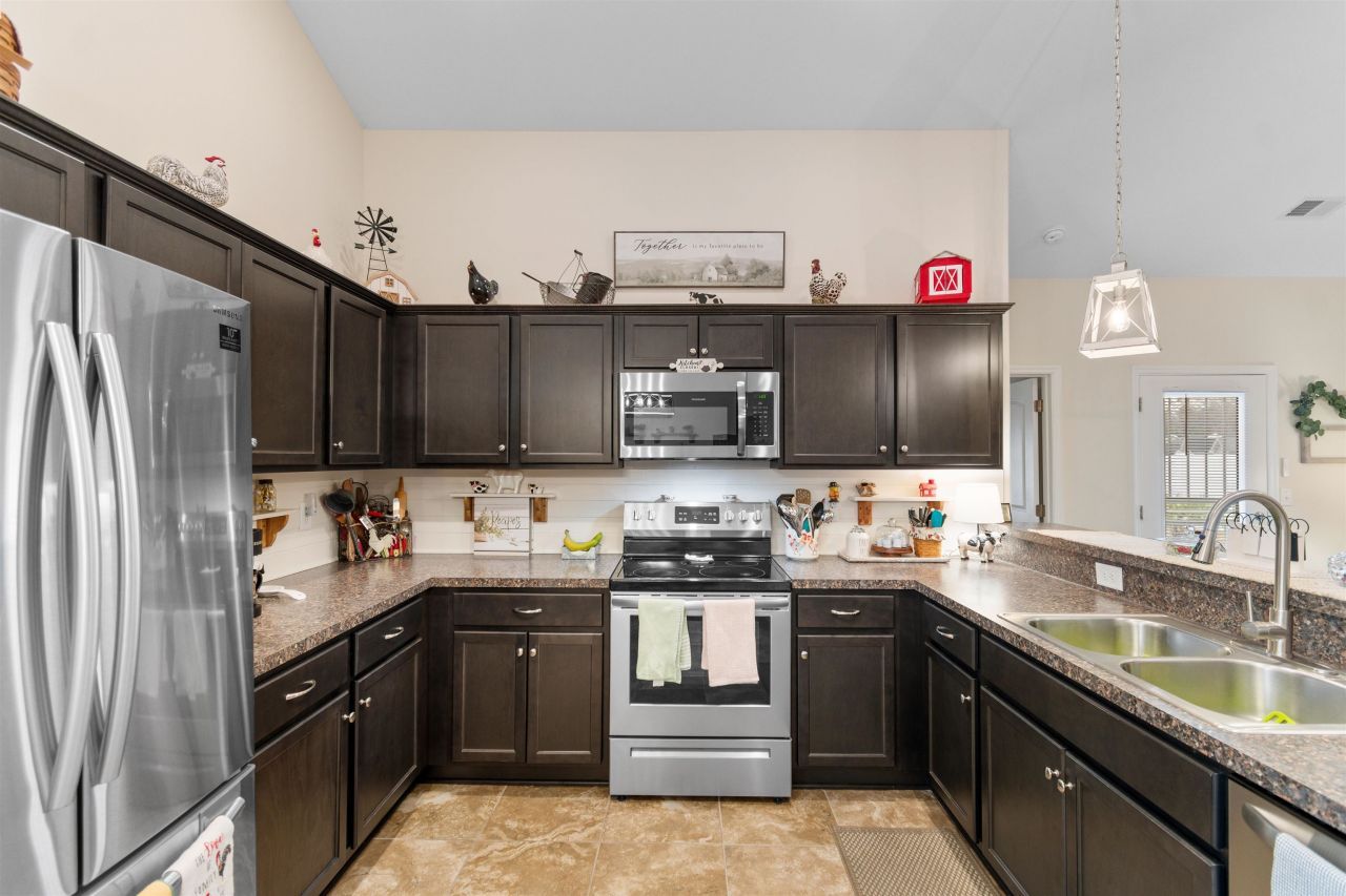 362 Shallow Cove Dr. Photo 8