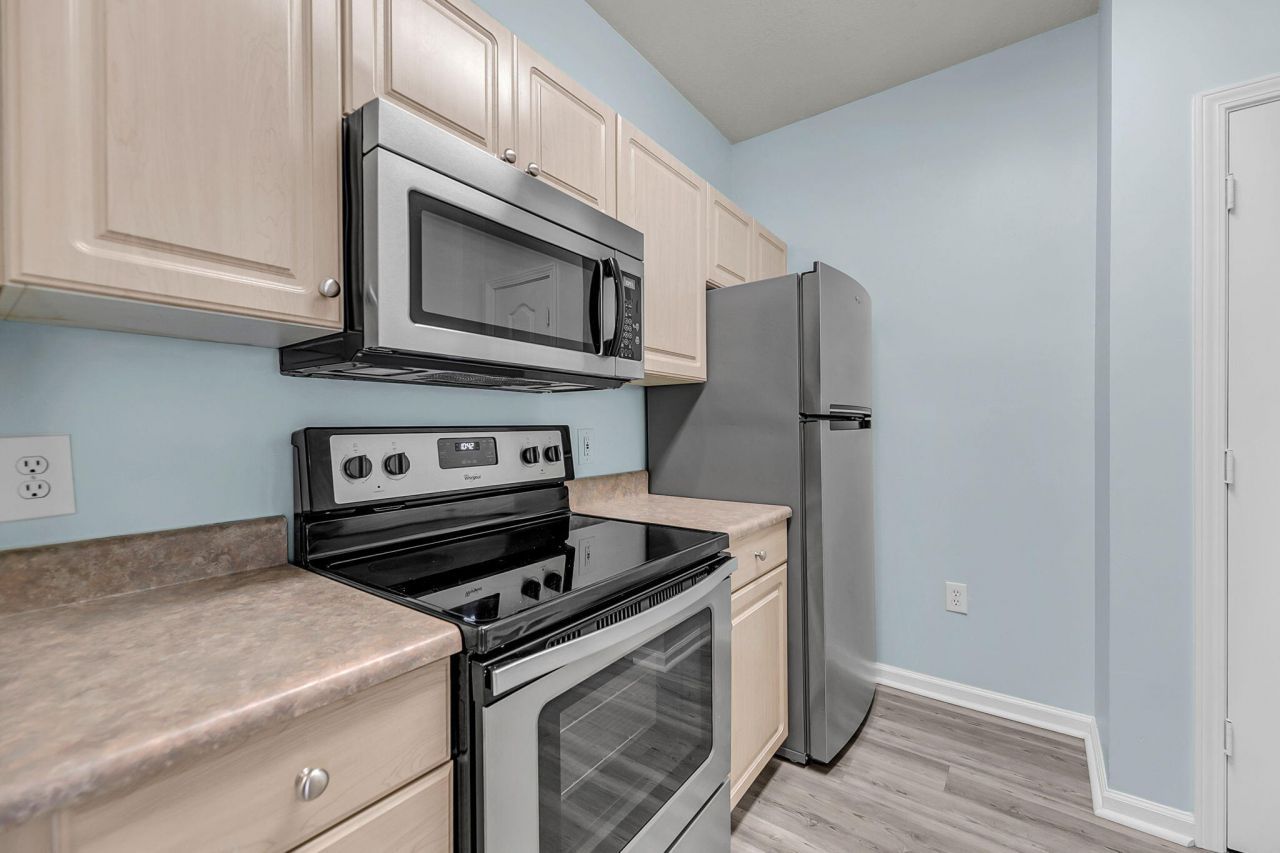 1300 Park West Boulevard Photo 8