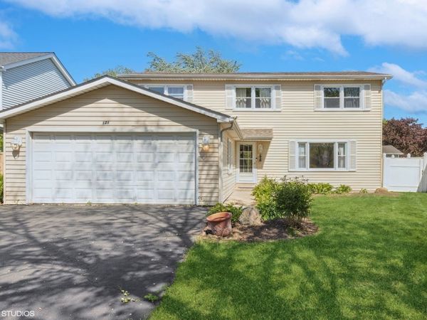 121 S Parkside Avenue, Glen Ellyn, IL 60137