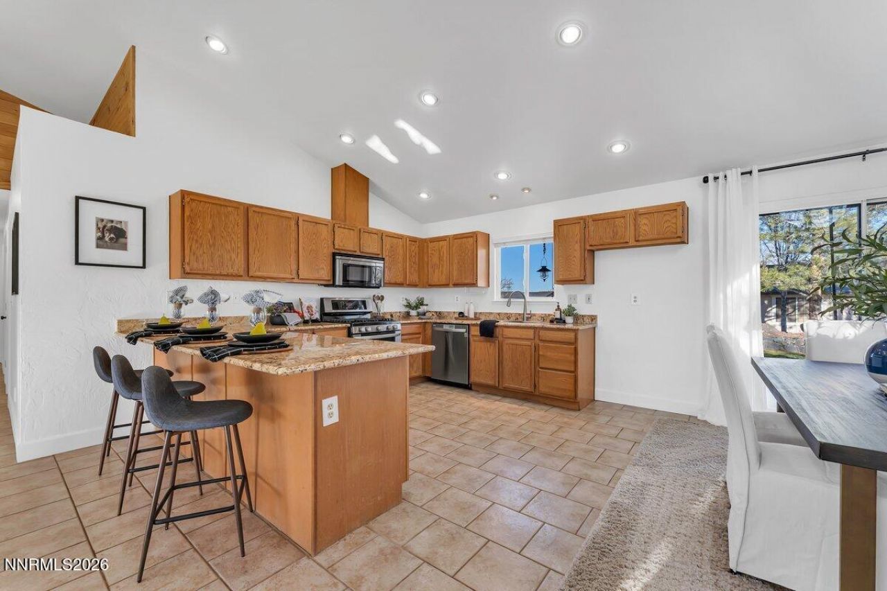 260 Veronica Avenue, Sparks, NV 89436 Photo