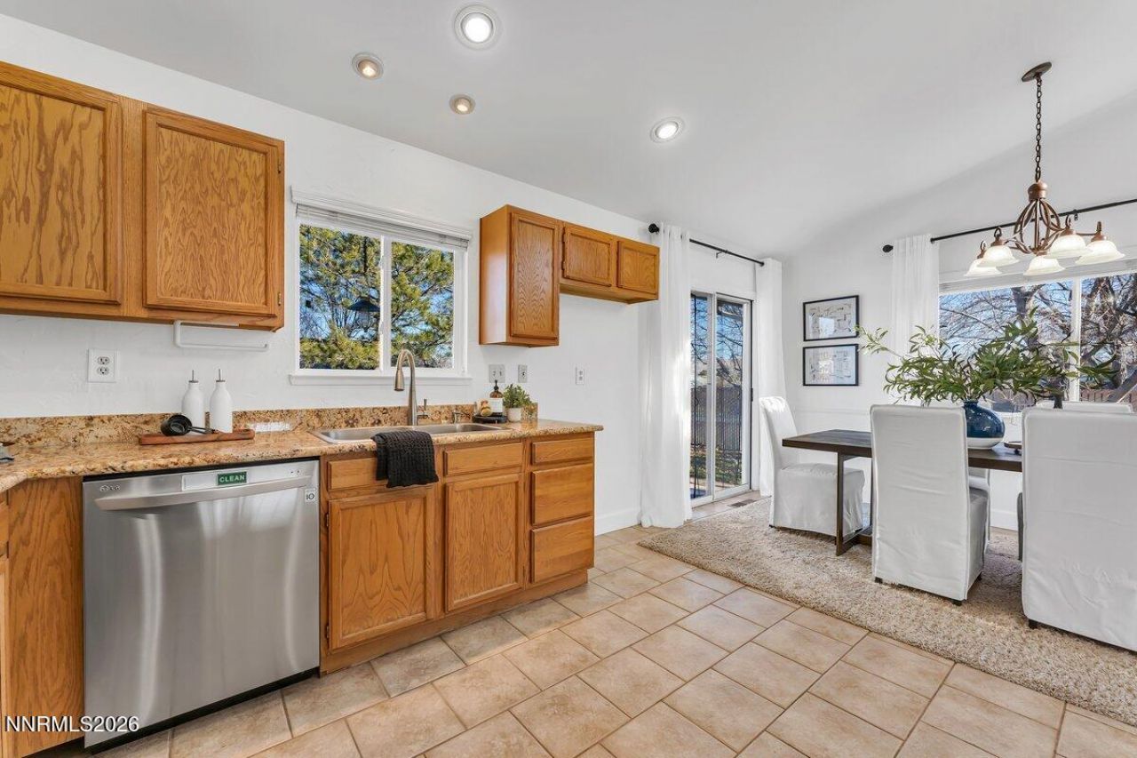 260 Veronica Avenue, Sparks, NV 89436 Photo