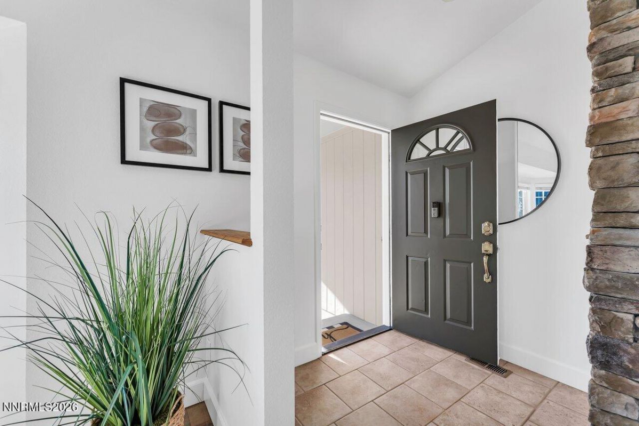 260 Veronica Avenue, Sparks, NV 89436 Photo