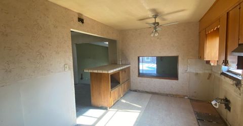 5769 Ortega St, Sacramento, CA 95824 Photo