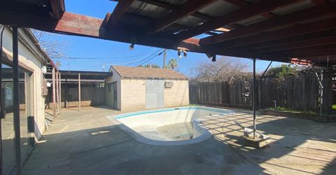 5769 Ortega St, Sacramento, CA 95824 Photo