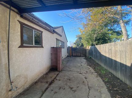 5769 Ortega St, Sacramento, CA 95824 Photo
