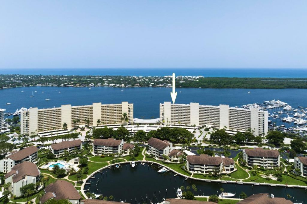 126 Lakeshore Drive, Unit 526, North Palm Beach, FL 33408 Photo