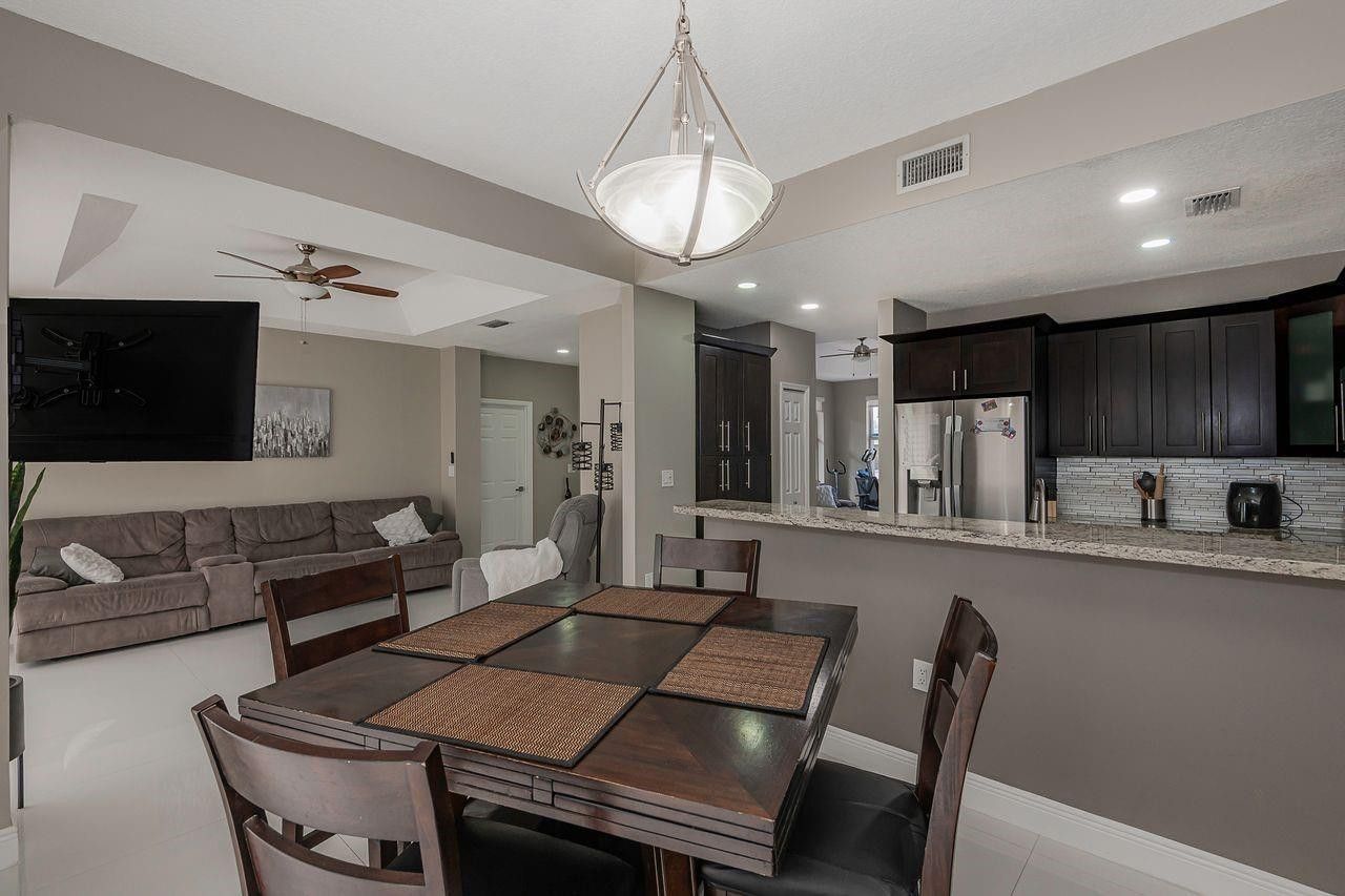 14251 NW 83rd Avenue, Hialeah, FL 33016 Photo