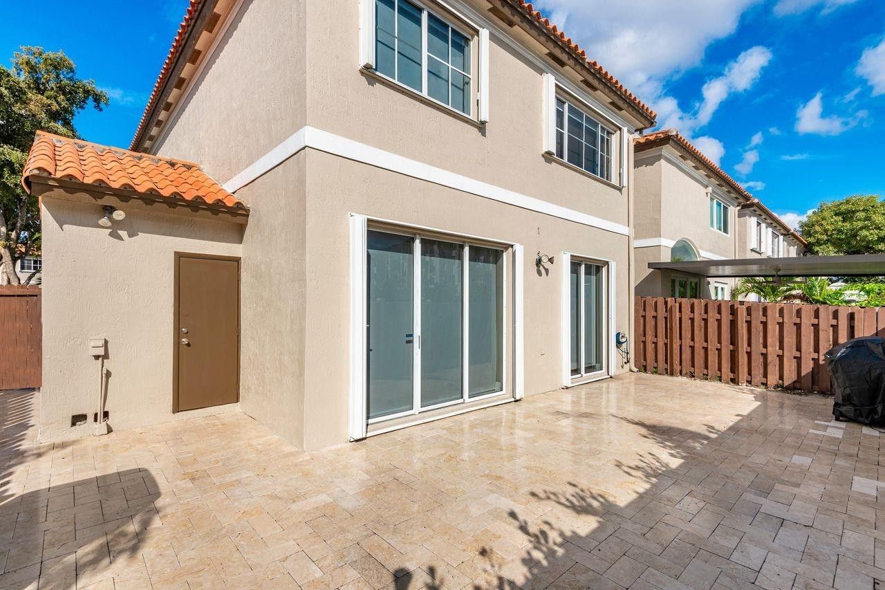 14251 NW 83rd Avenue, Hialeah, FL 33016 Photo