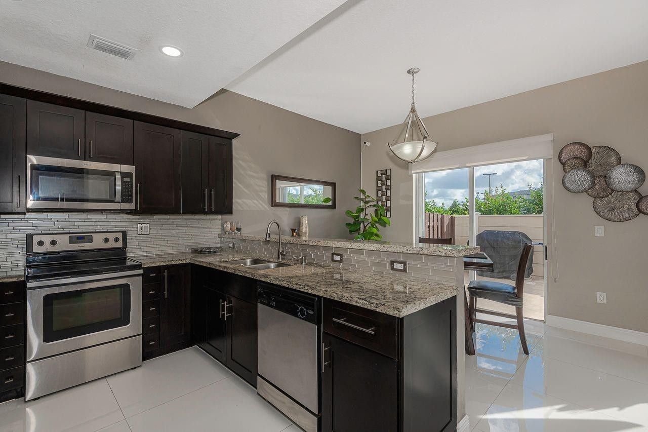 14251 NW 83rd Avenue, Hialeah, FL 33016 Photo