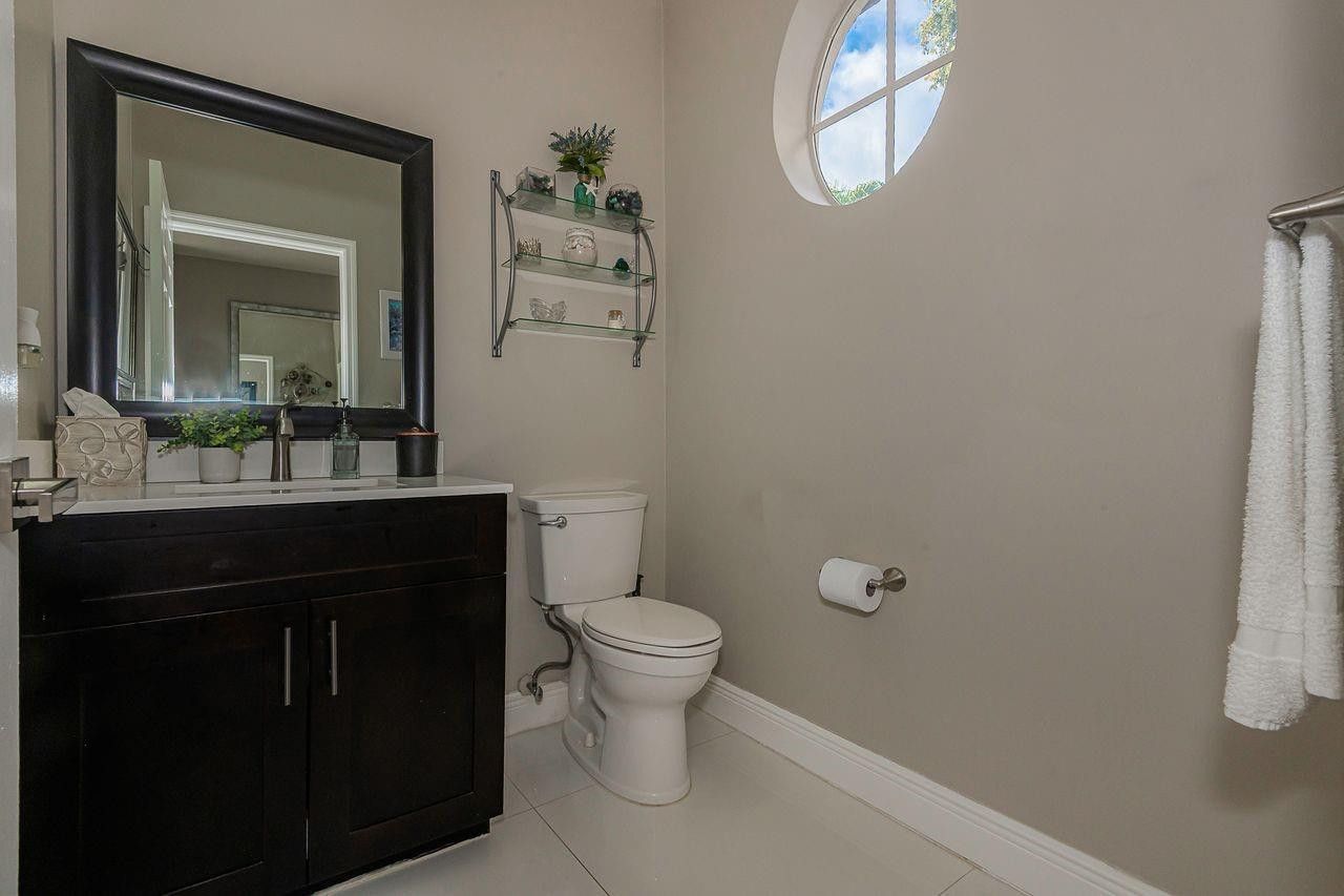 14251 NW 83rd Avenue, Hialeah, FL 33016 Photo