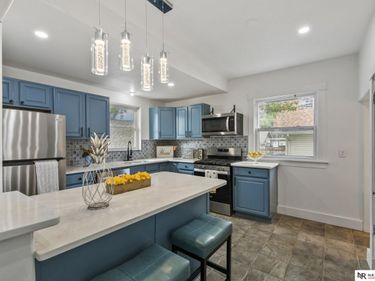 5900 N 24th Street, Omaha, NE 68111