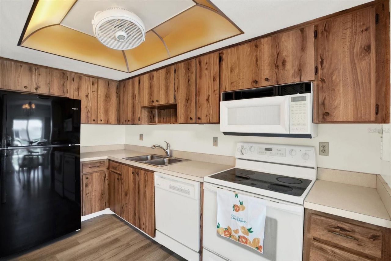 3146 37th Lane S, Unit A, Saint Petersburg, FL 33711 Photo