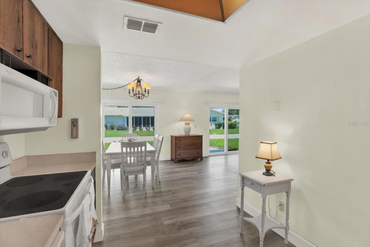 3146 37th Lane S, Unit A, Saint Petersburg, FL 33711 Photo