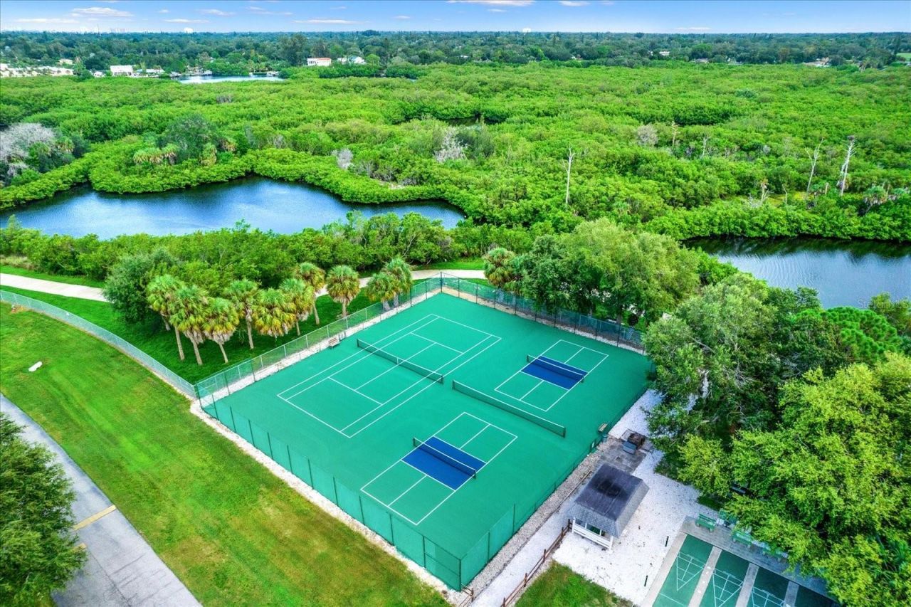 3146 37th Lane S, Unit A, Saint Petersburg, FL 33711 Photo