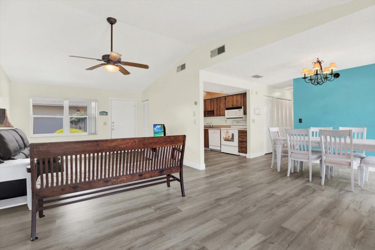 3146 37th Lane S, Unit A, Saint Petersburg, FL 33711 Photo