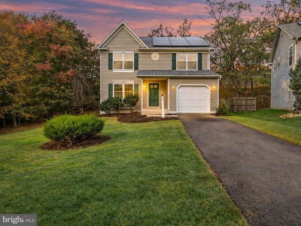 2000 CHITA COURT, TEMPLE HILLS, MD 20748