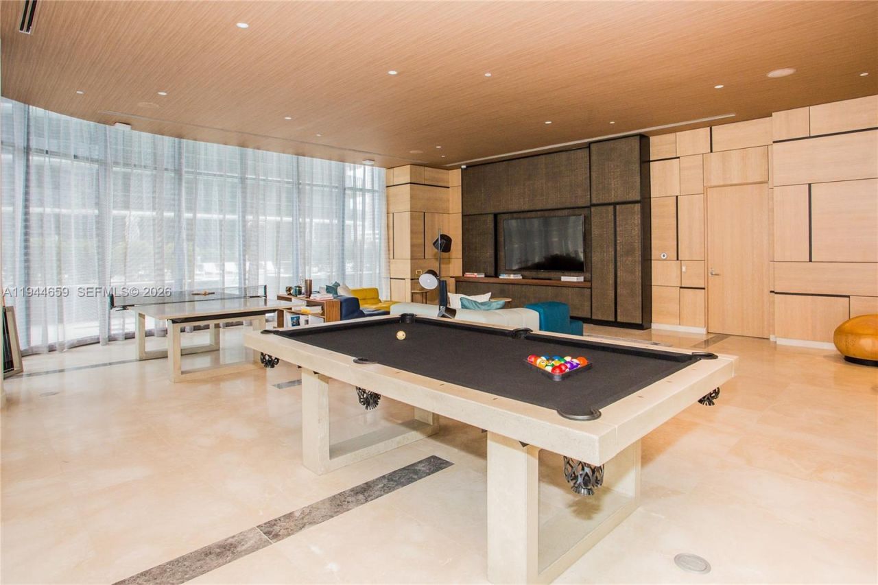 55 SW 9th St, Unit 2107, Miami, FL 33130 Photo