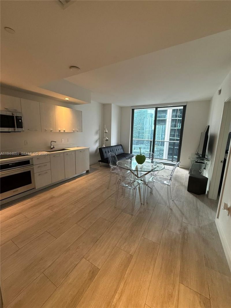 55 SW 9th St, Unit 2107, Miami, FL 33130 Photo