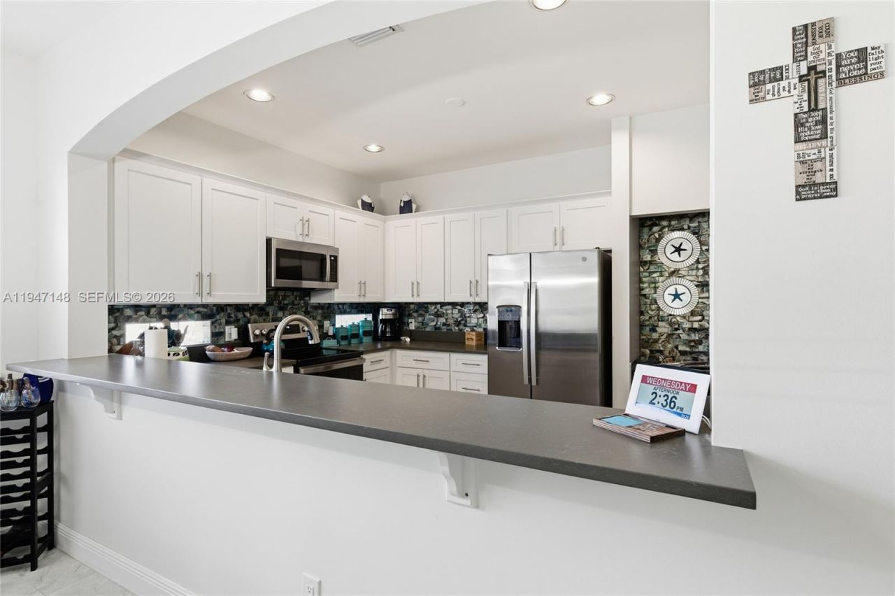 603 Southstar Dr, Unit 1002, Fort Pierce, FL 34949 Photo