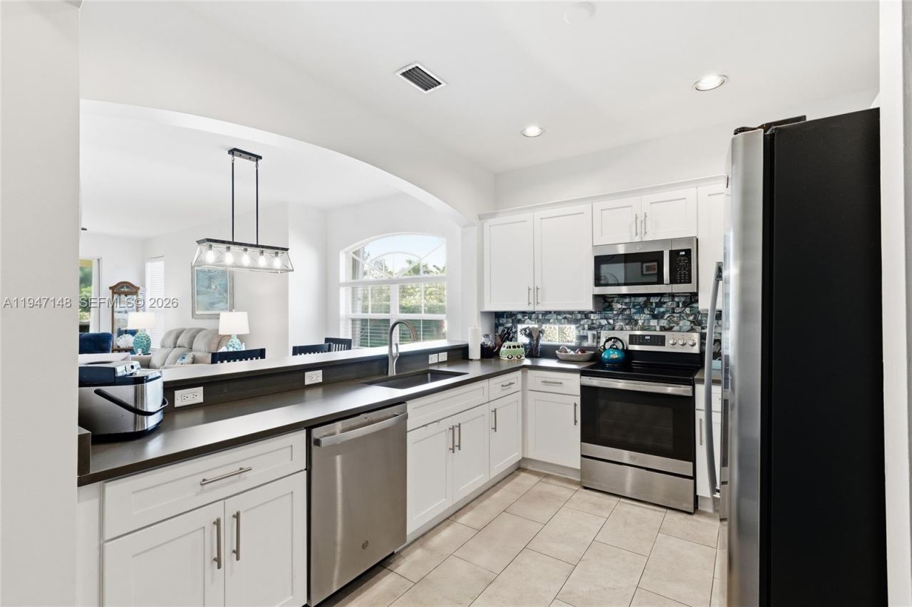 603 Southstar Dr, Unit 1002, Fort Pierce, FL 34949 Photo