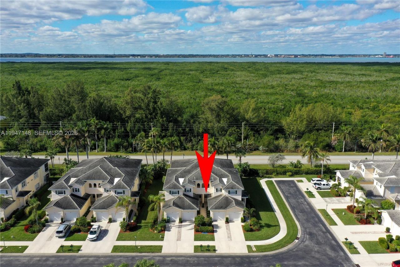 603 Southstar Dr, Unit 1002, Fort Pierce, FL 34949 Photo