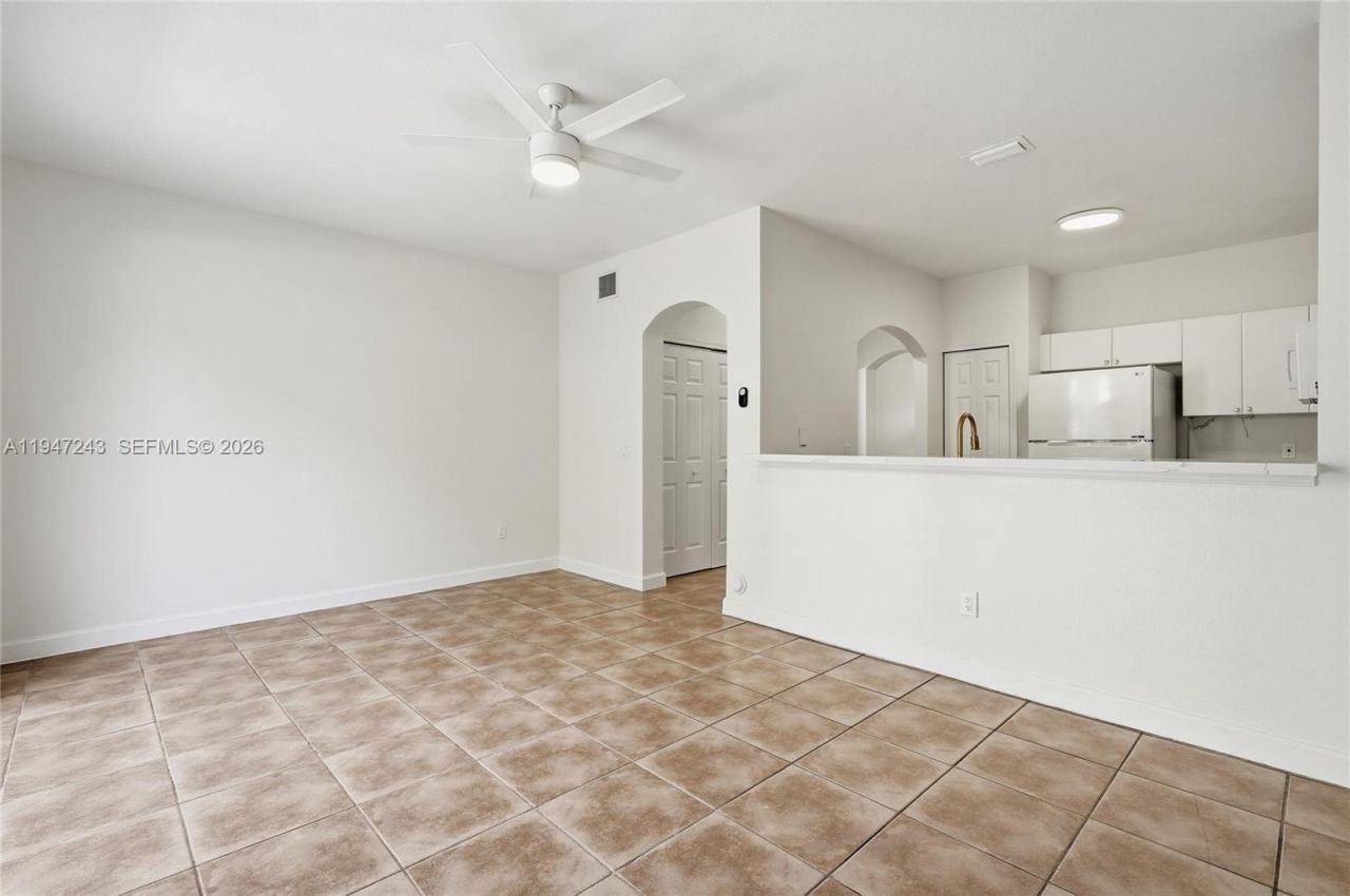 3914 SW 157th Ave, Unit 227, Miramar, FL 33027 Photo