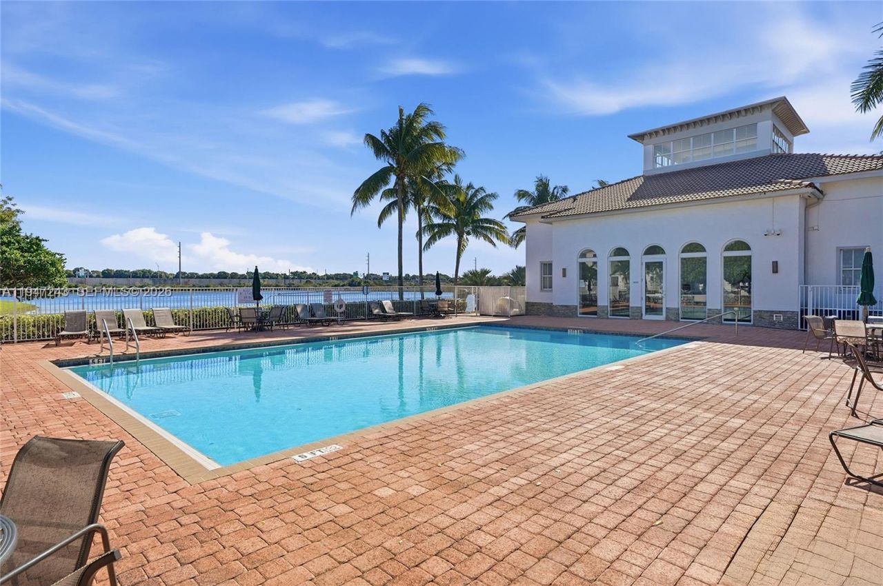 3914 SW 157th Ave, Unit 227, Miramar, FL 33027 Photo