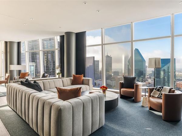 1918 Olive Street, Unit 3403, Dallas, TX 75201