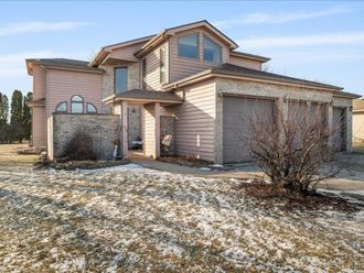 200 E Webb Street Sandwich, IL 60548